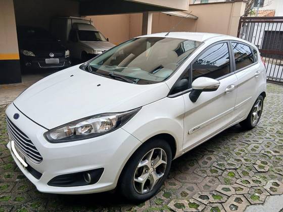 FORD FIESTA 1.6 SE HATCH 16V FLEX 4P MANUAL FORD FIESTA 1.6 SE HATCH 16V FLEX 4P MANUAL